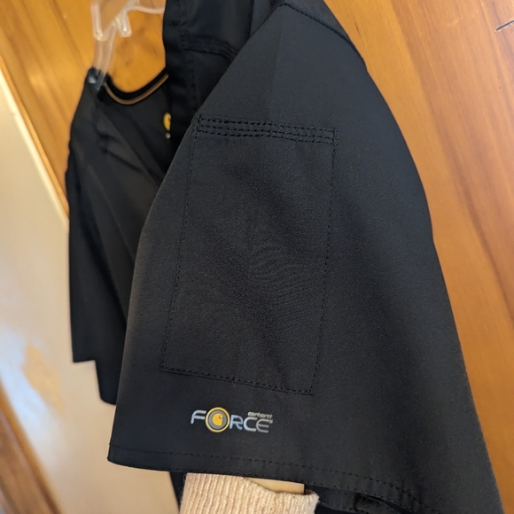 Carhartt Scrub Top - Picture 3 of 9